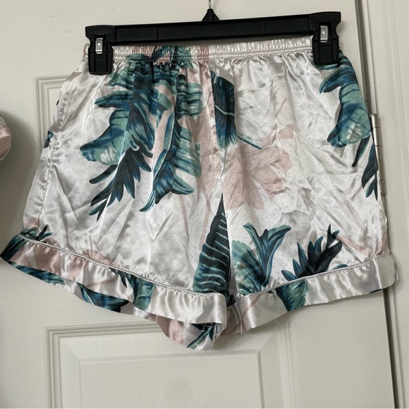 Satin Sleep Set - Picture 3 of 3